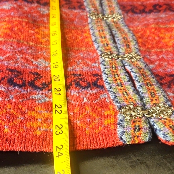 Vintage Carroll Reed Nordic Toggle button-down chunky cardigan sweater - Picture 11 of 11